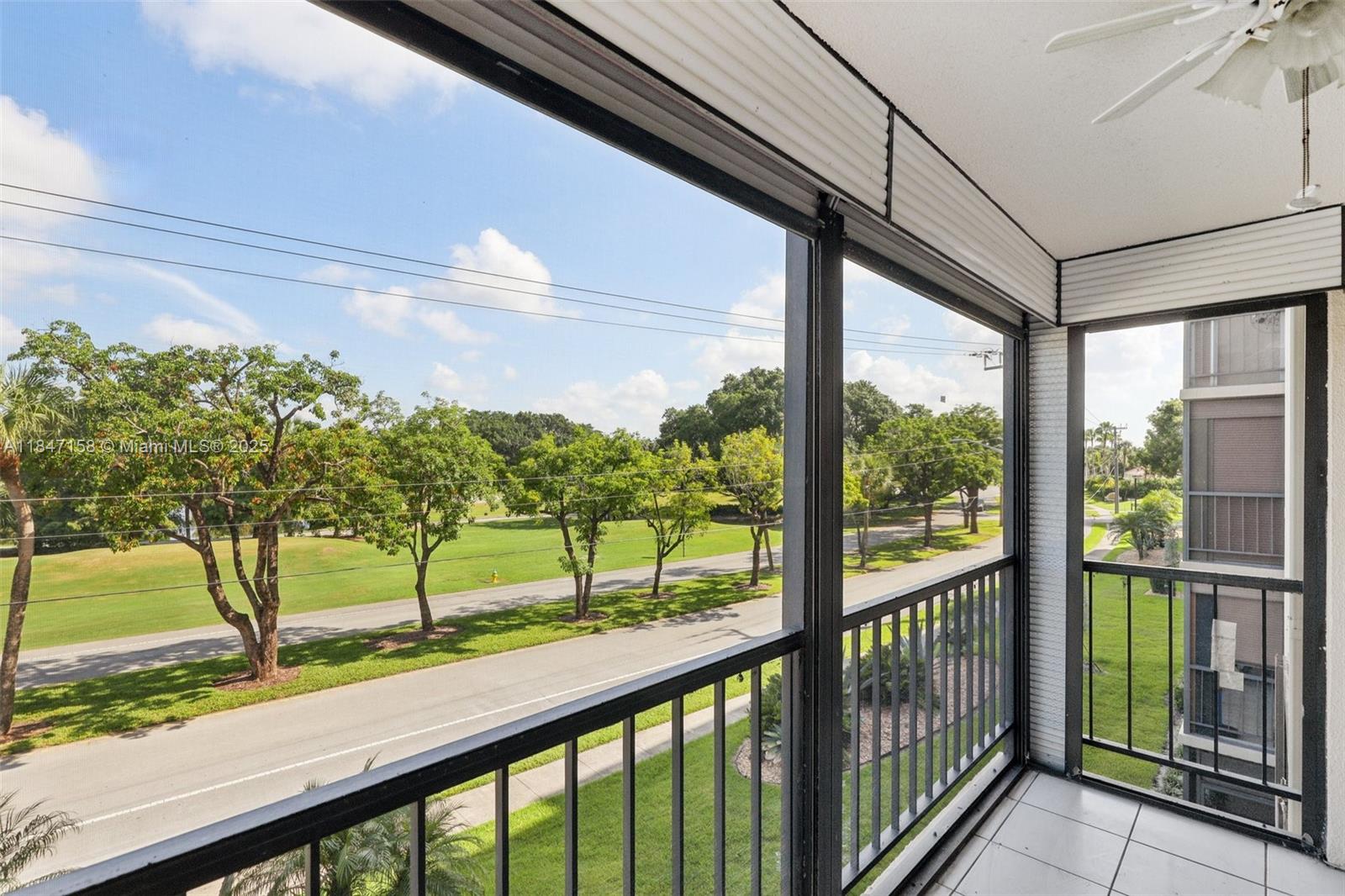 DEER CREEK COUNTRY CLUB - Residential