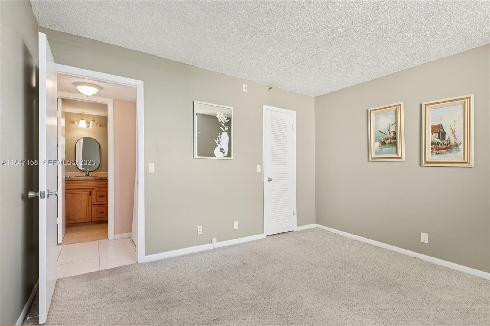 DEER CREEK COUNTRY CLUB - Residential