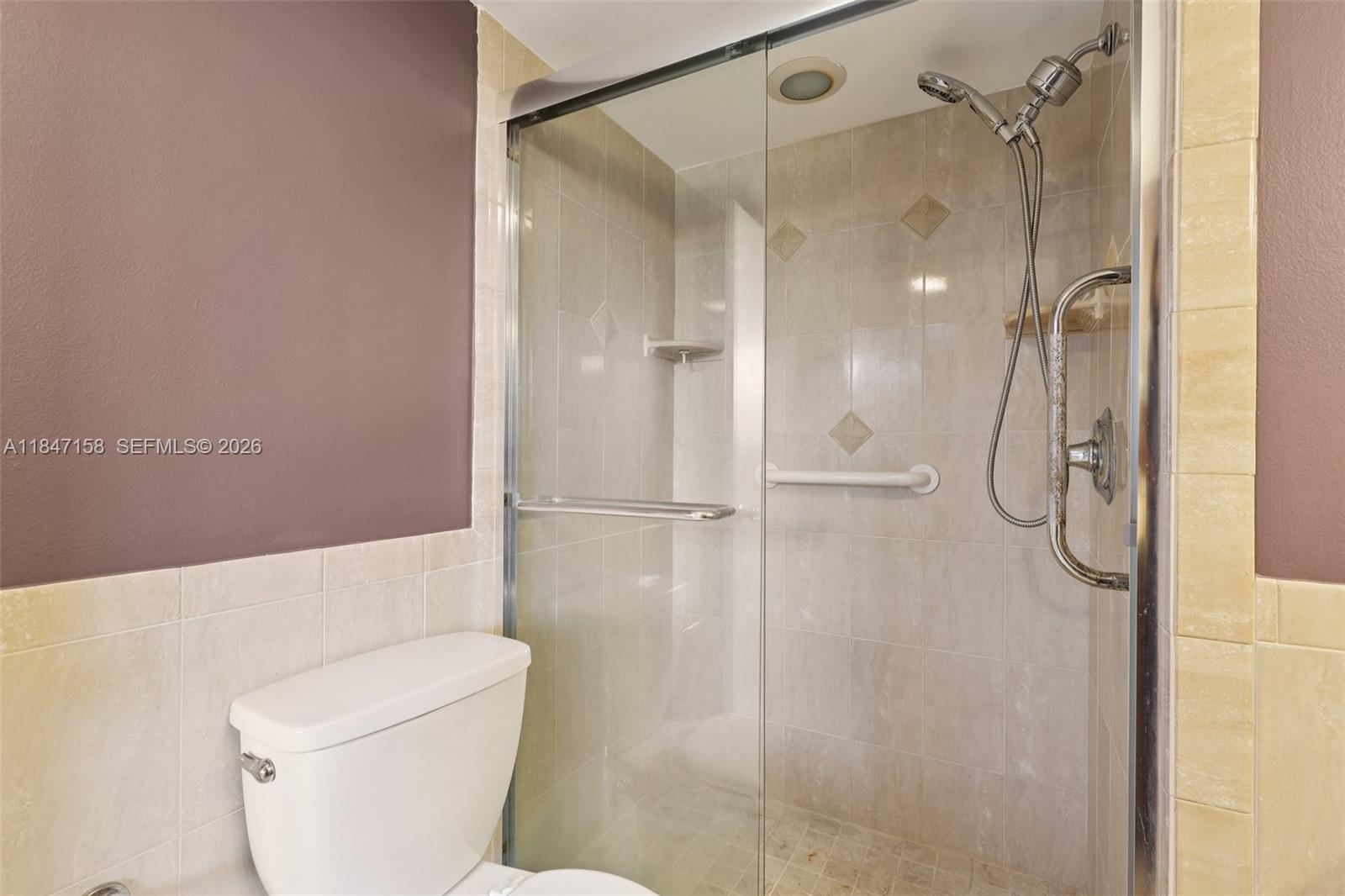 DEER CREEK COUNTRY CLUB - Residential