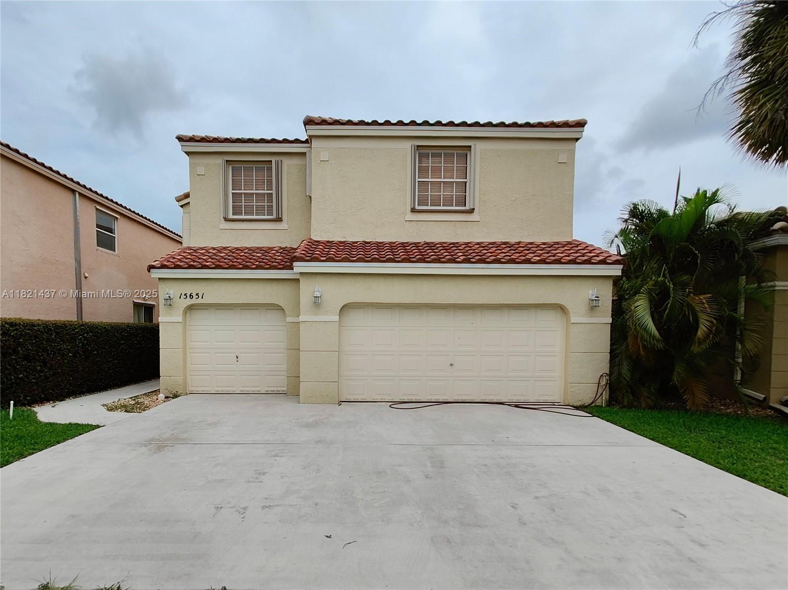 Property for Sale at 15651 Nw 14th Ct, Pembroke Pines, Miami-Dade County, Florida - Bedrooms: 4 
Bathrooms: 3  - $895,000