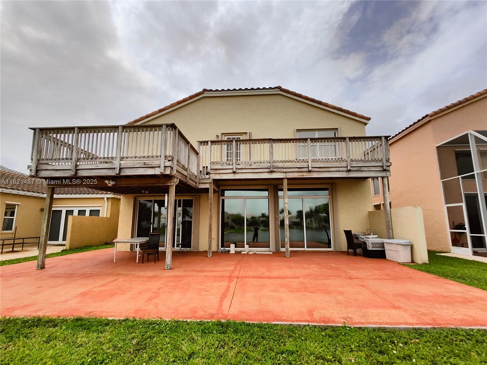 TOWNGATE - Residential