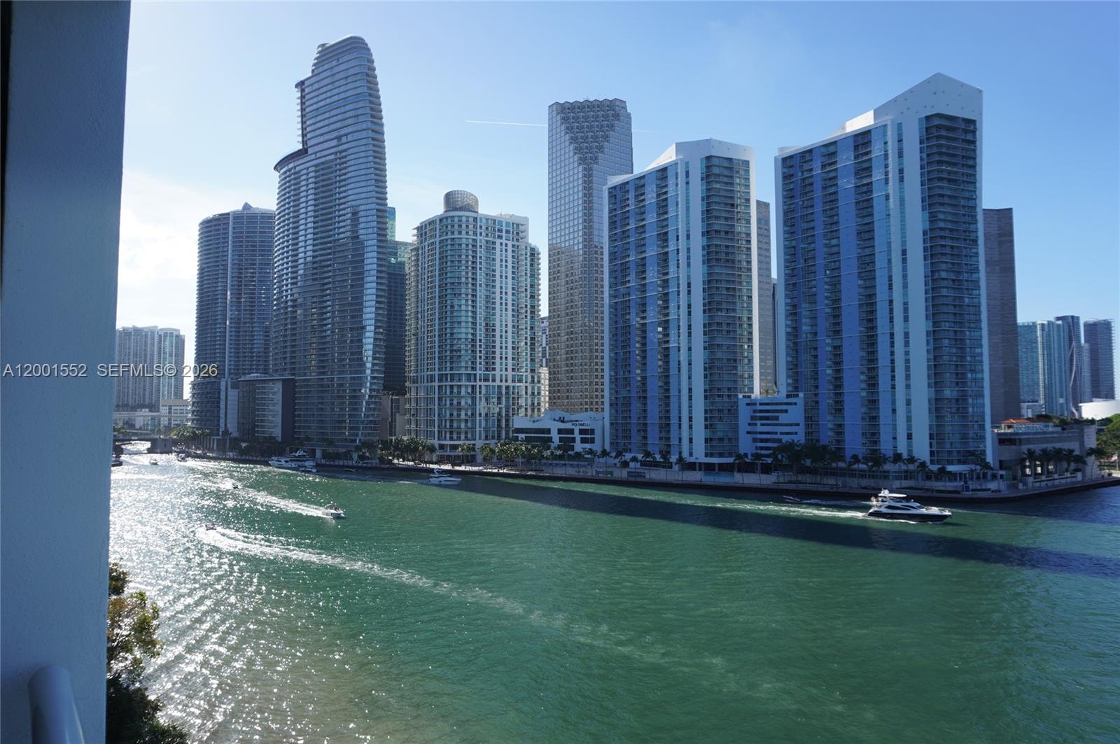 848 Brickell Key Dr 806