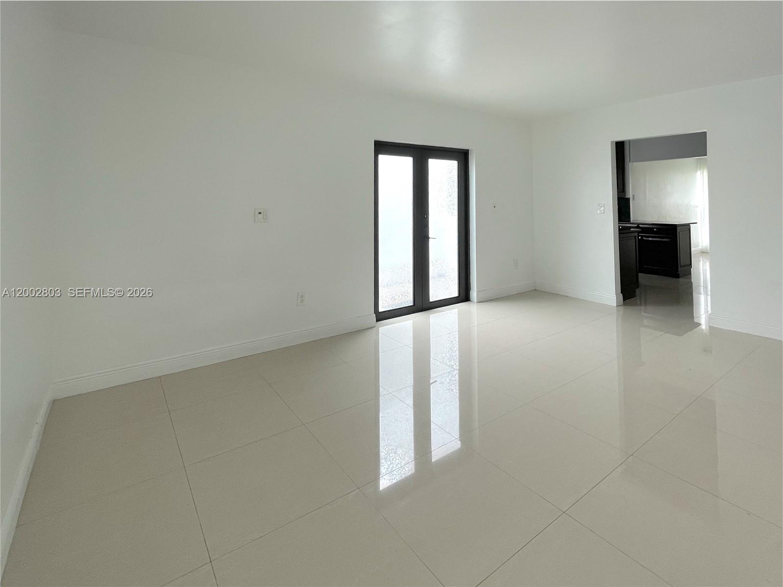 WEST GABLES ESTATES SEC 1 - Residential Lease