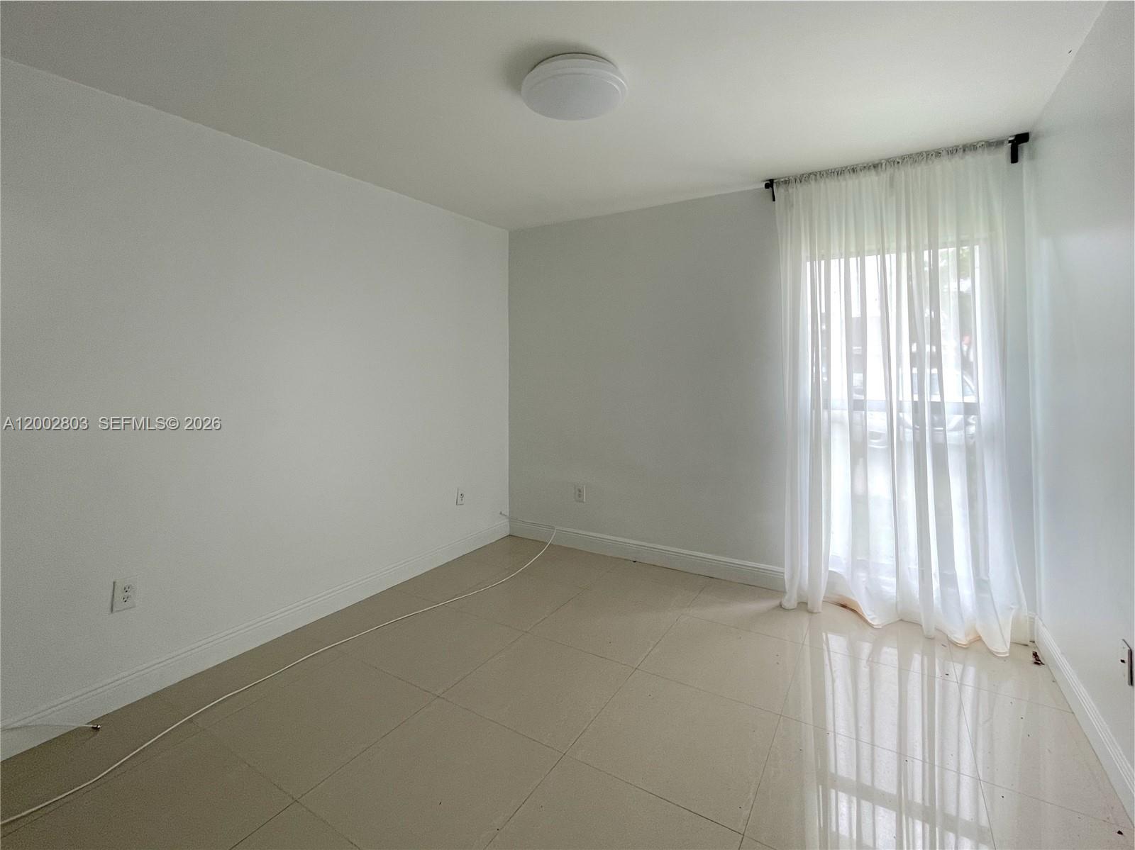 WEST GABLES ESTATES SEC 1 - Residential Lease