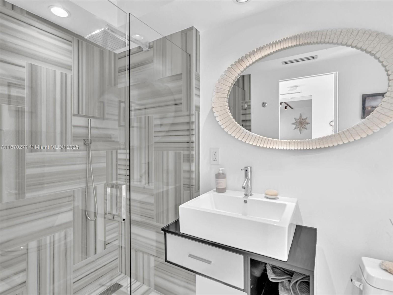 ALTON PARK CONDO - Residential