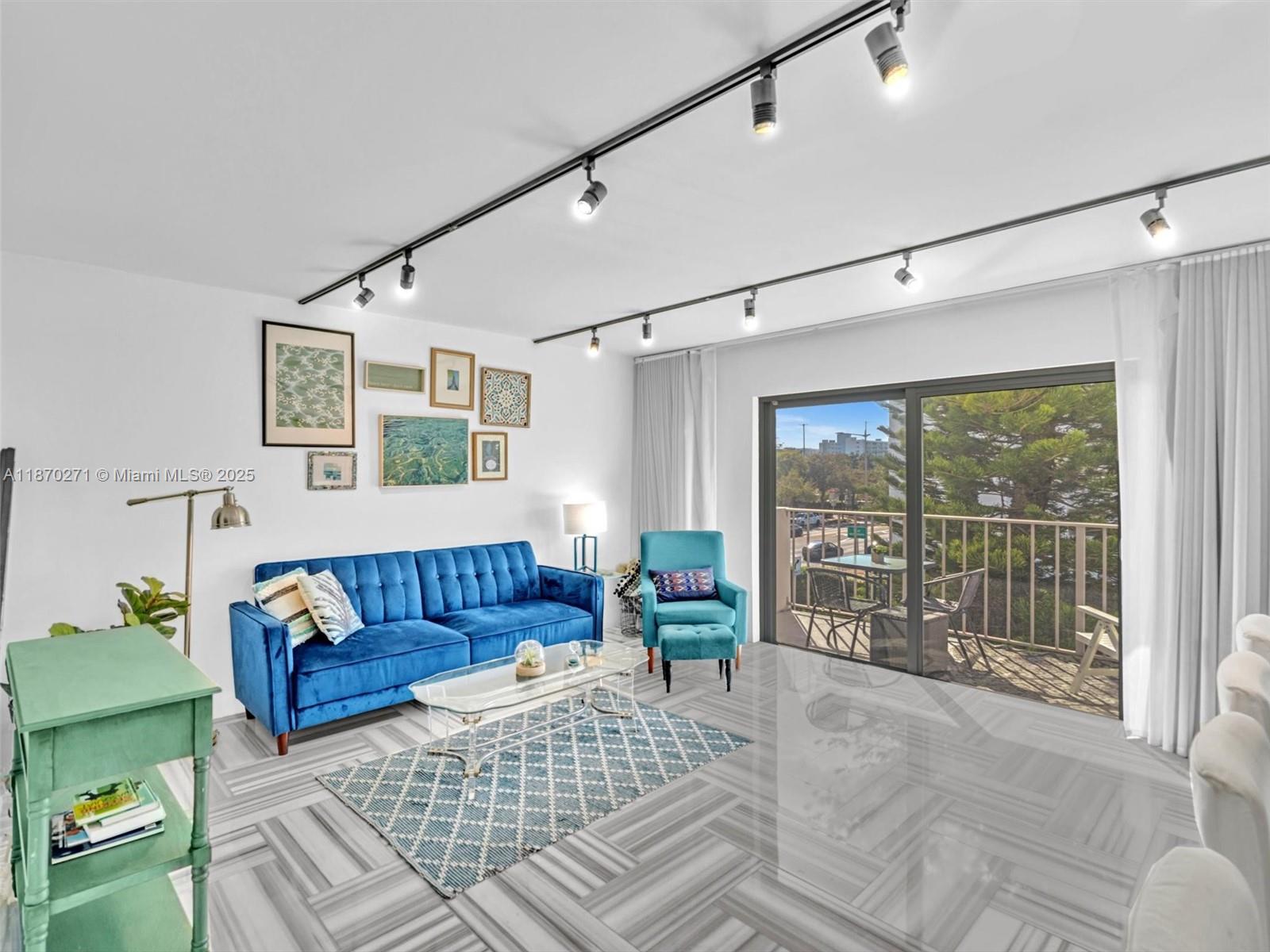 ALTON PARK CONDO - Residential