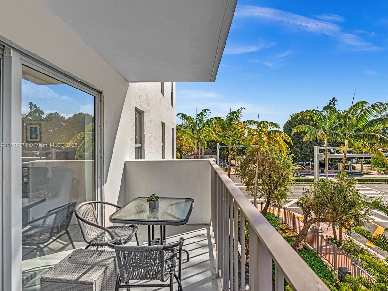 ALTON PARK CONDO - Residential