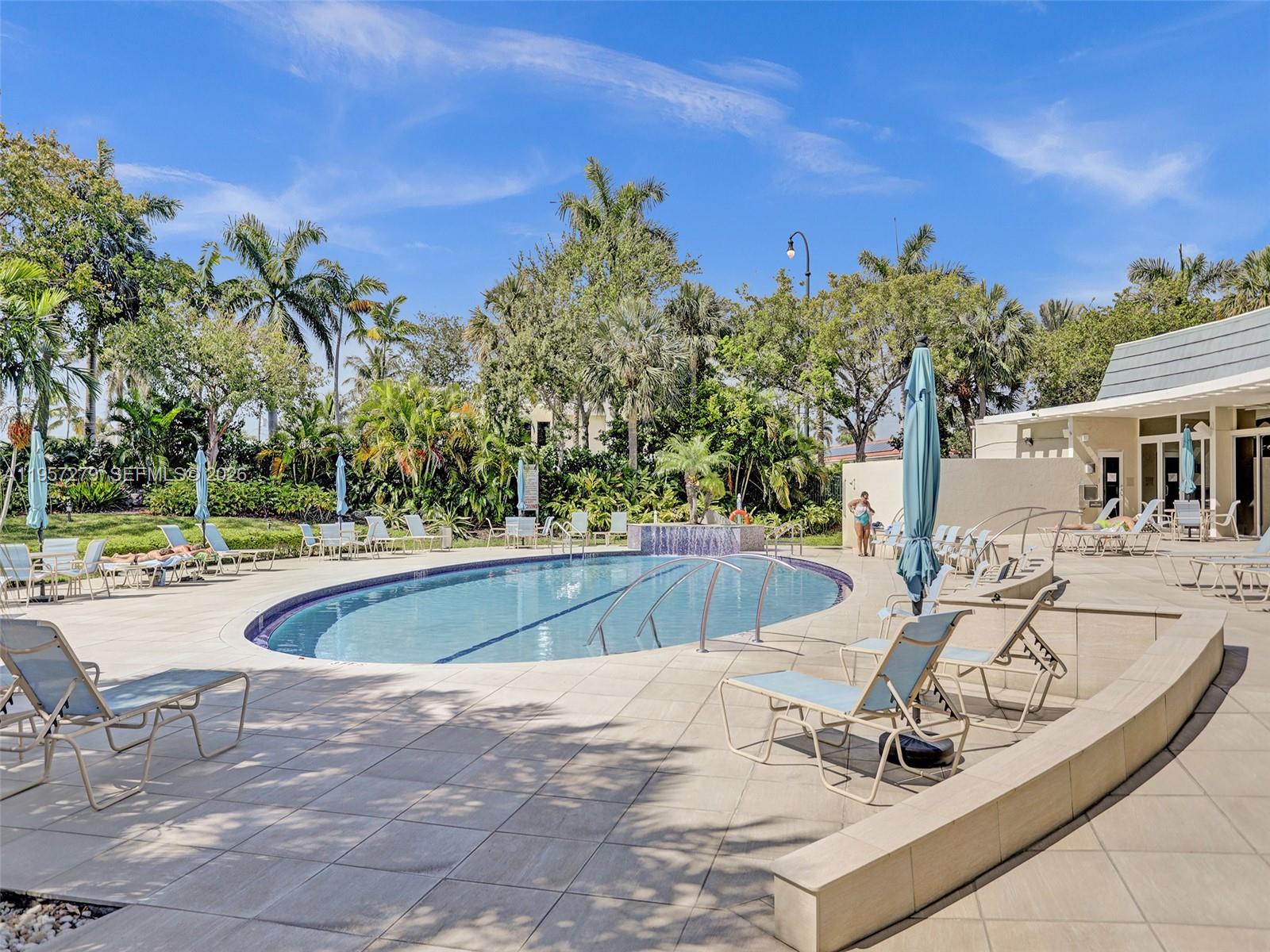 HILLSBORO COVE CONDO - Residential