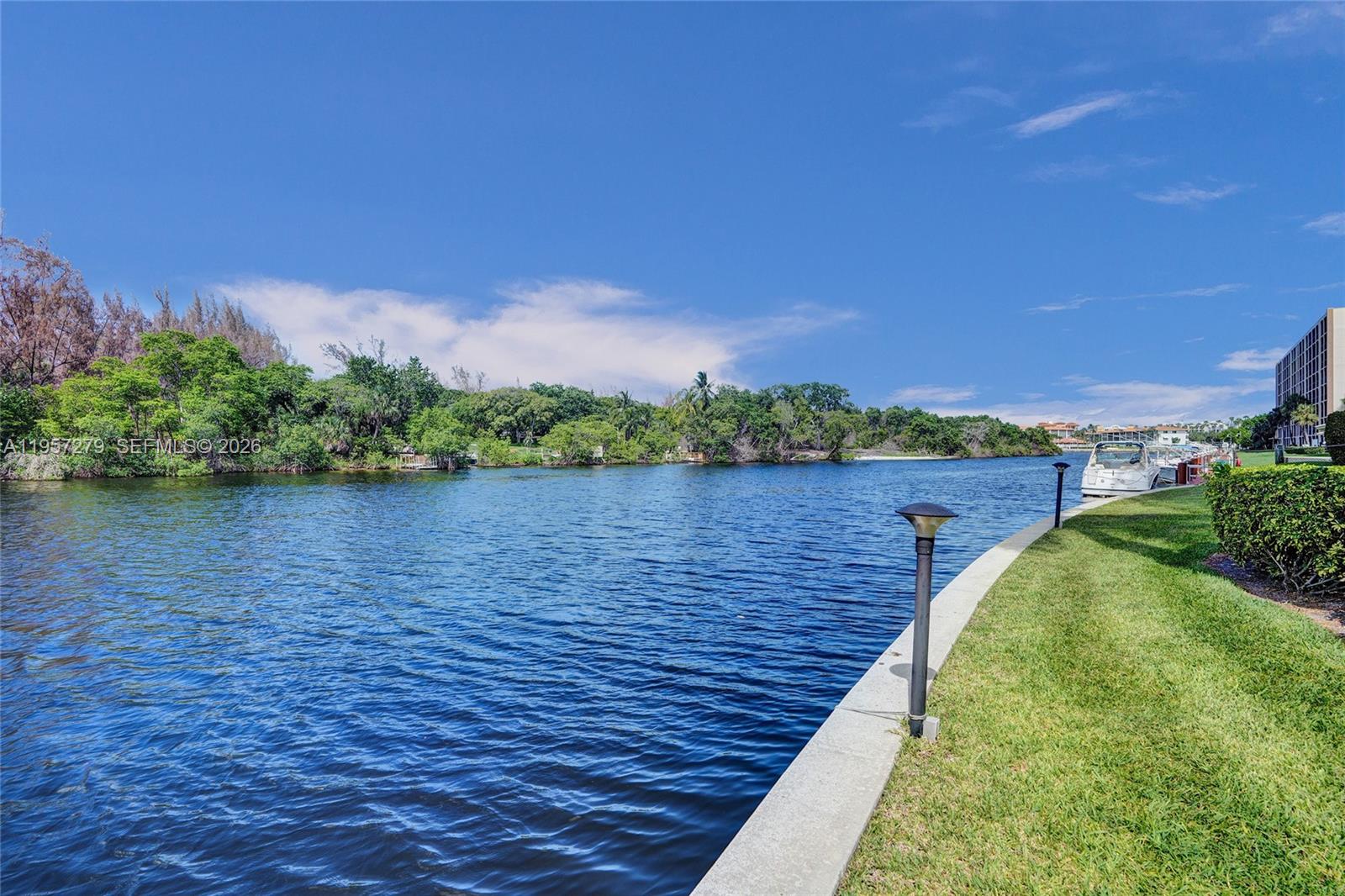 HILLSBORO COVE CONDO - Residential