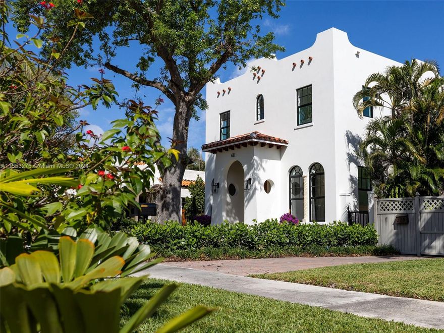 NEW CONSTRUCTION. Discover the perfect blend of heritage & sophistication in this 2,636 SF home, nestled within walking distance to The Hive & The Greene School. This mission-style masterpiece exudes classic allure paired with modern amenities. Revel in the lustrous Mohauk RevWood hardwood floors, expansive layout, artisanal woodwork, exquisite lighting fixtures, ceiling fans, & bespoke wooden closets. Boasting 3 BR, 2 1/2 bths, a sumptuous primary suite, a versatile den/library/office, plus a handy storage rm at the rear, every inch speaks comfort. Outside, a pool & ample patio promise endless enjoyment. The show-stopping kitchen features premium countertops, Jim Dove cabinets, Fulgor Milano gas range, & Bosch dishwasher. Seize the opportunity to make this unique dream home your reality.