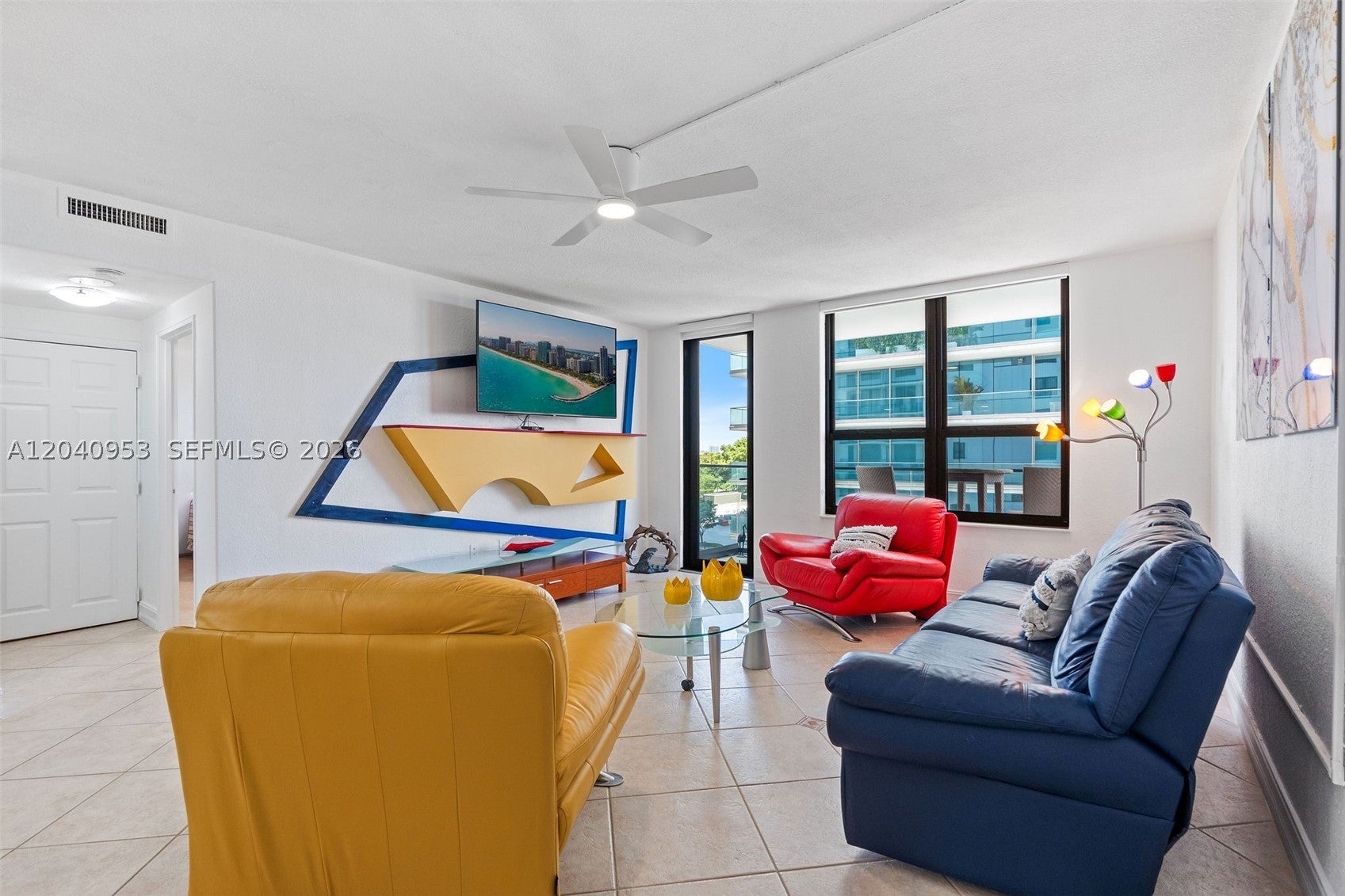 10185 Collins Ave 521