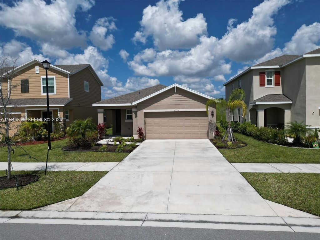 Photo of 10770 SW Vasari Way, Port St Lucie, FL 34987 (MLS # A11949741)