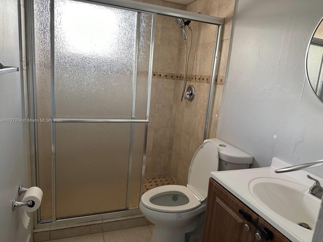 HORIZONS WEST CONDO #2 - Residential