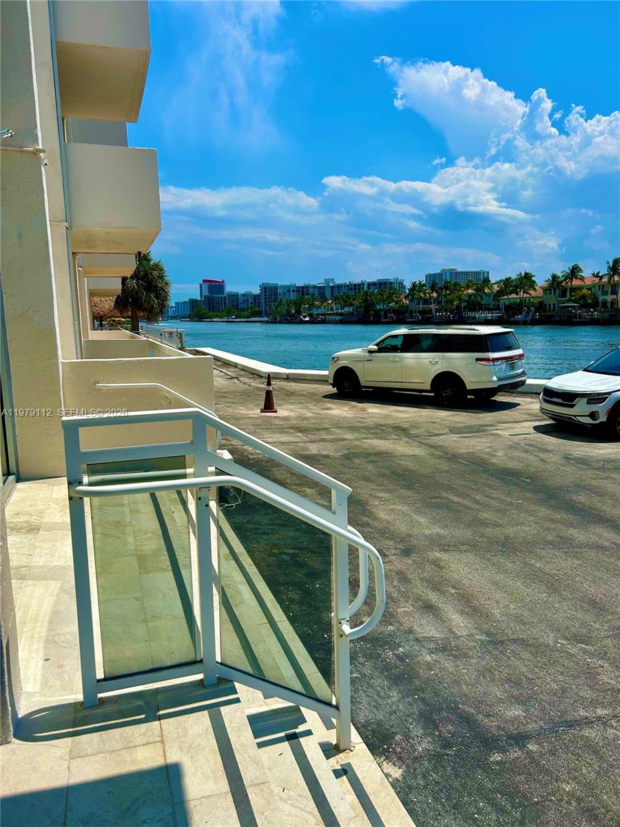 ALLINGTON TOWERS NORTH CO - Residential