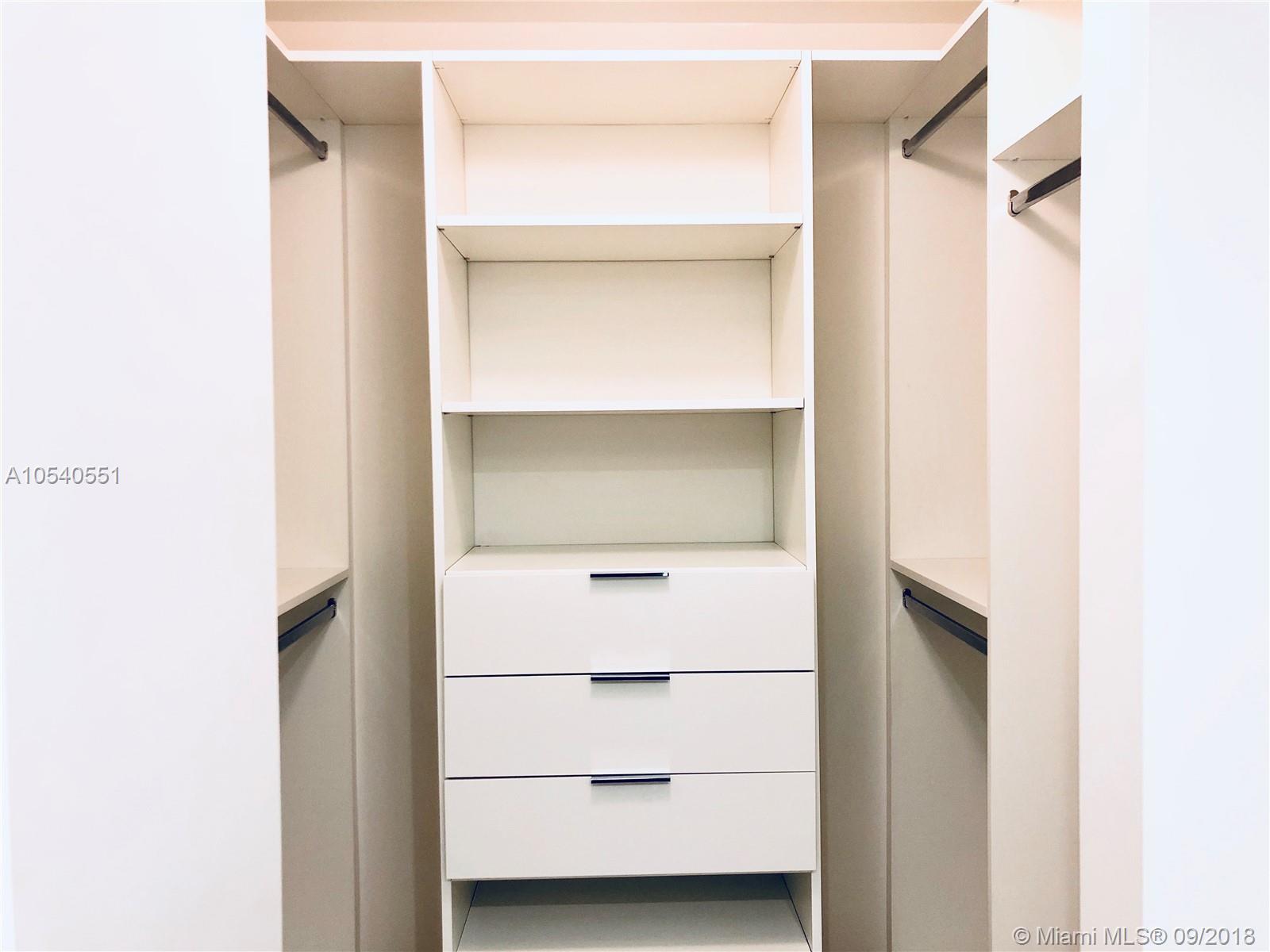 ARIA ON THE BAY - Residential Lease