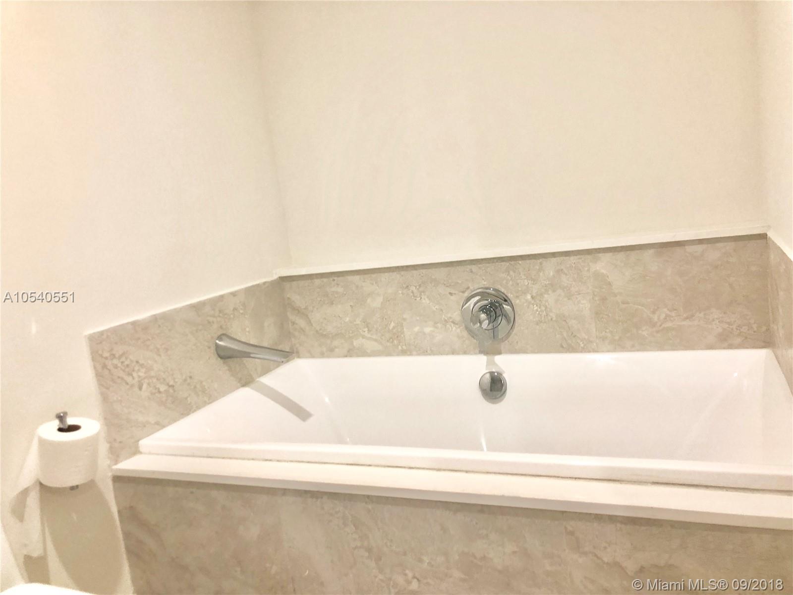 ARIA ON THE BAY - Residential Lease