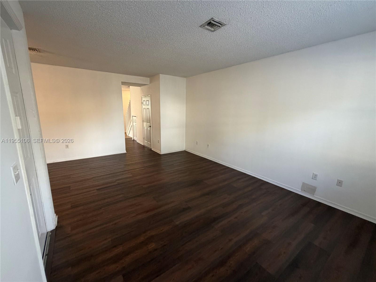 MARBELLA BAY - Residential