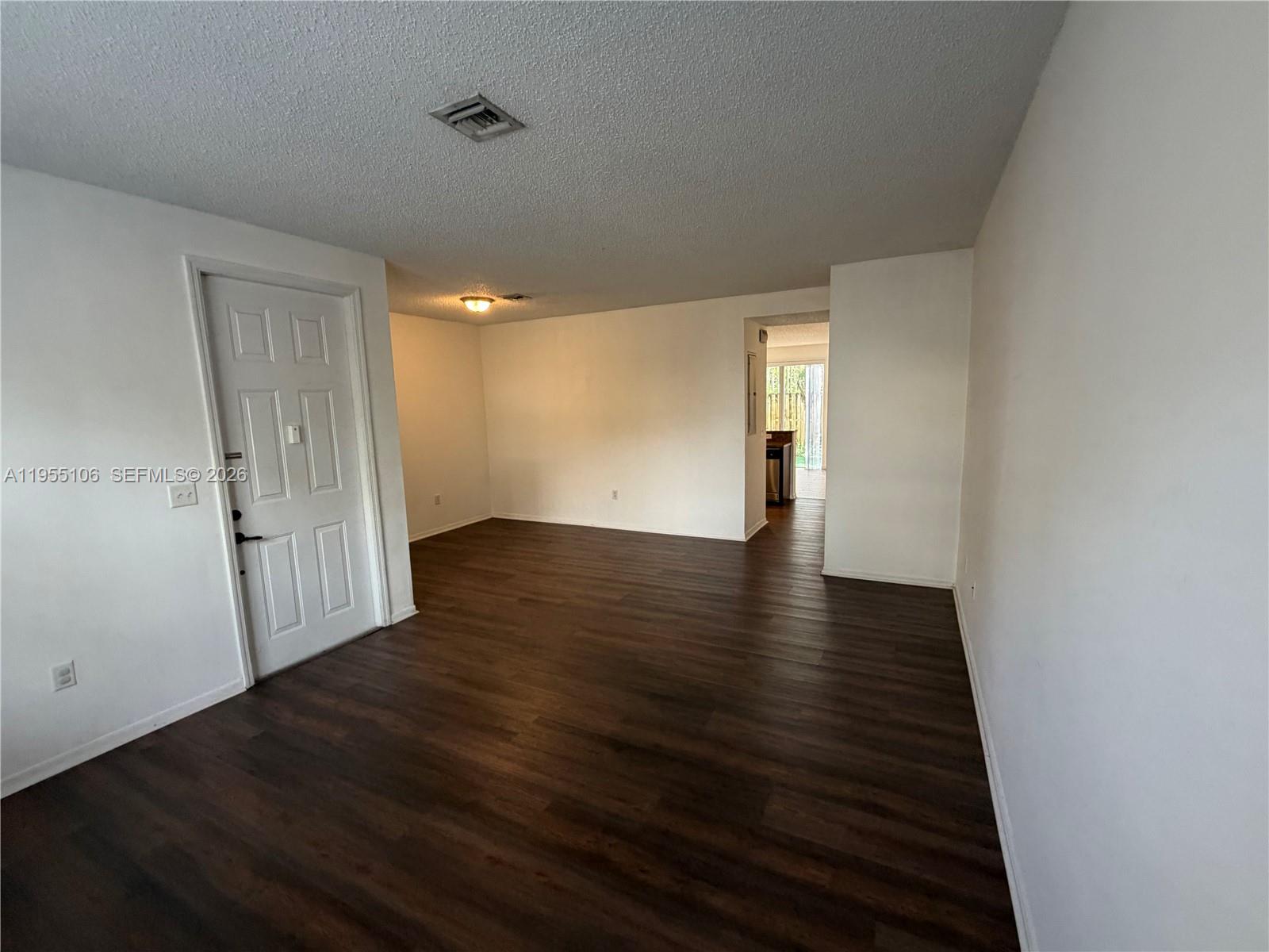 MARBELLA BAY - Residential