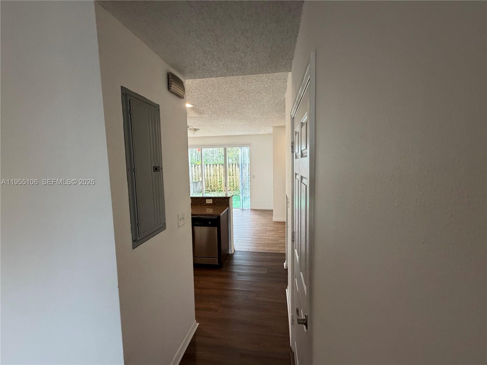 MARBELLA BAY - Residential