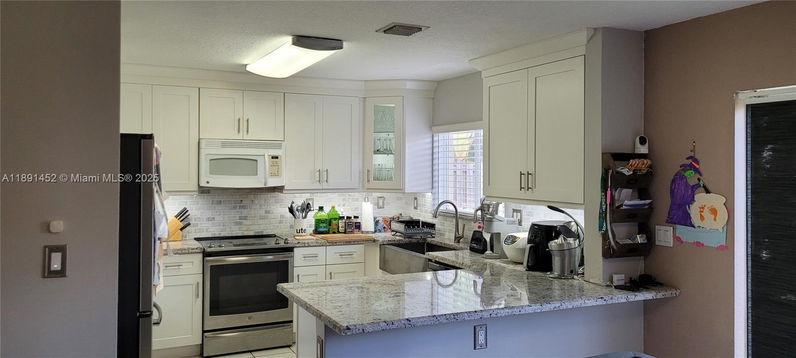 FOUR LAKES SEC 7 - Residential