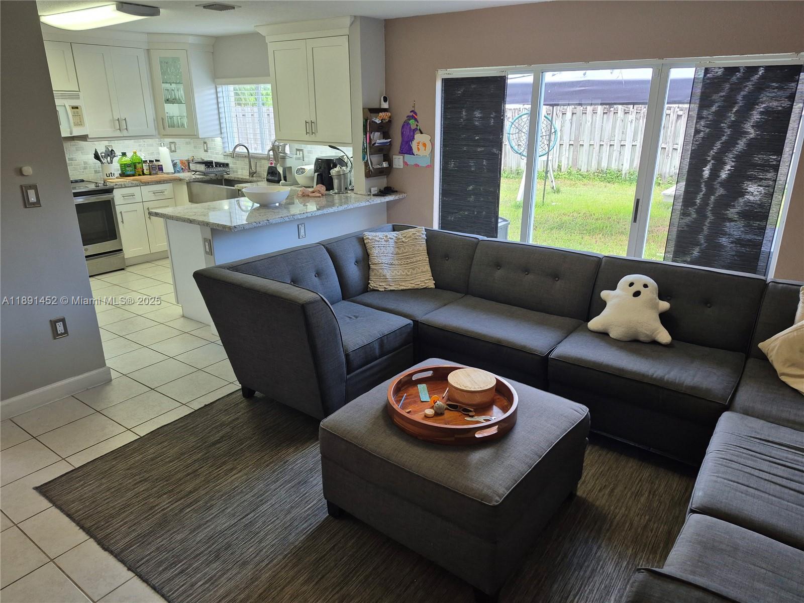 FOUR LAKES SEC 7 - Residential