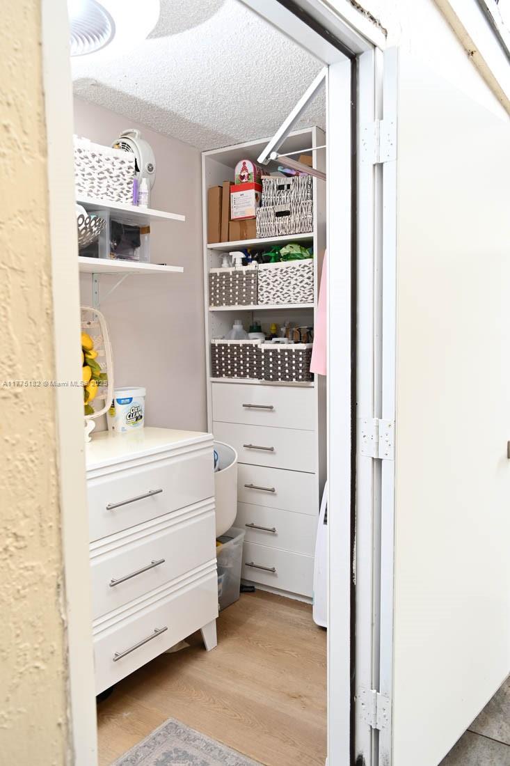 COUNTRY ISLES PHASE II - Residential