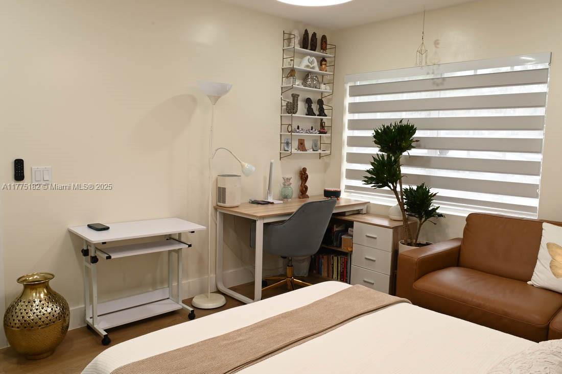 COUNTRY ISLES PHASE II - Residential