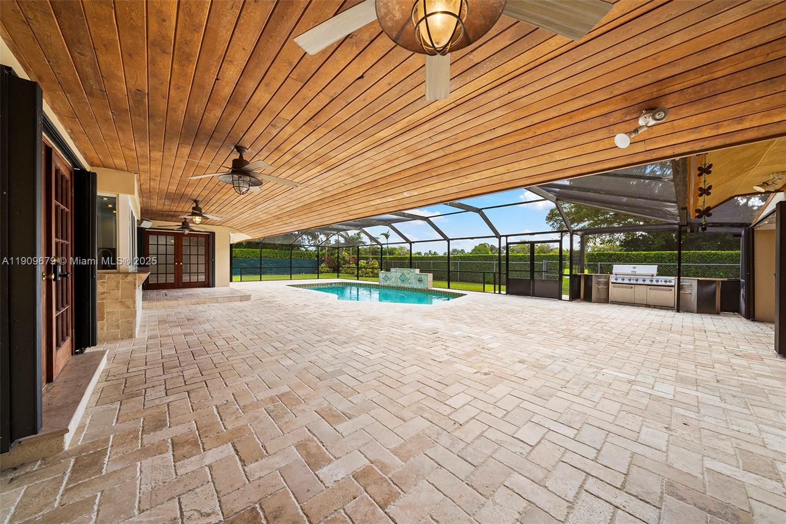 CALUSA CLUB ESTATES - Residential