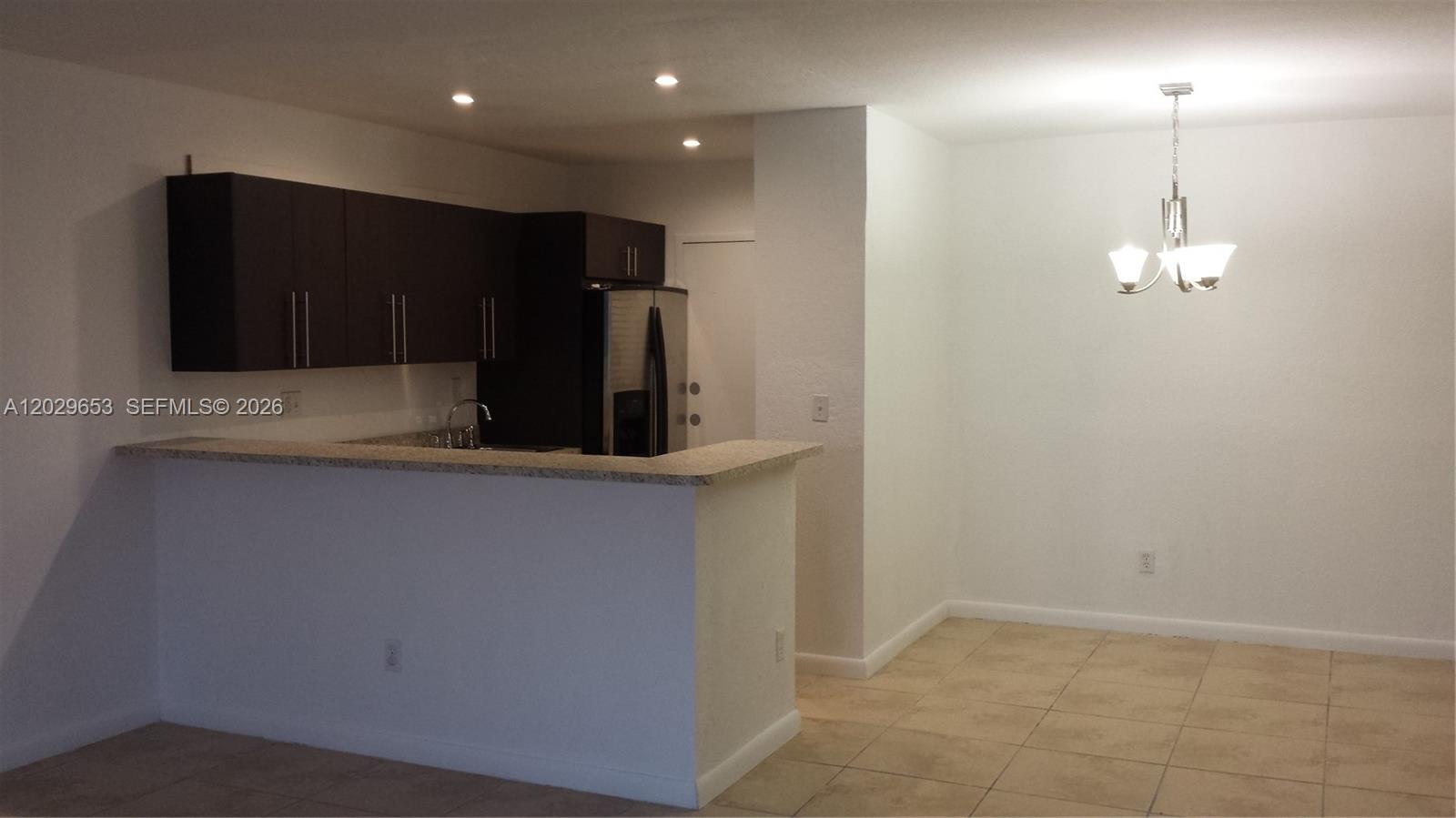 DADELAND CAPRI CONDO - Residential