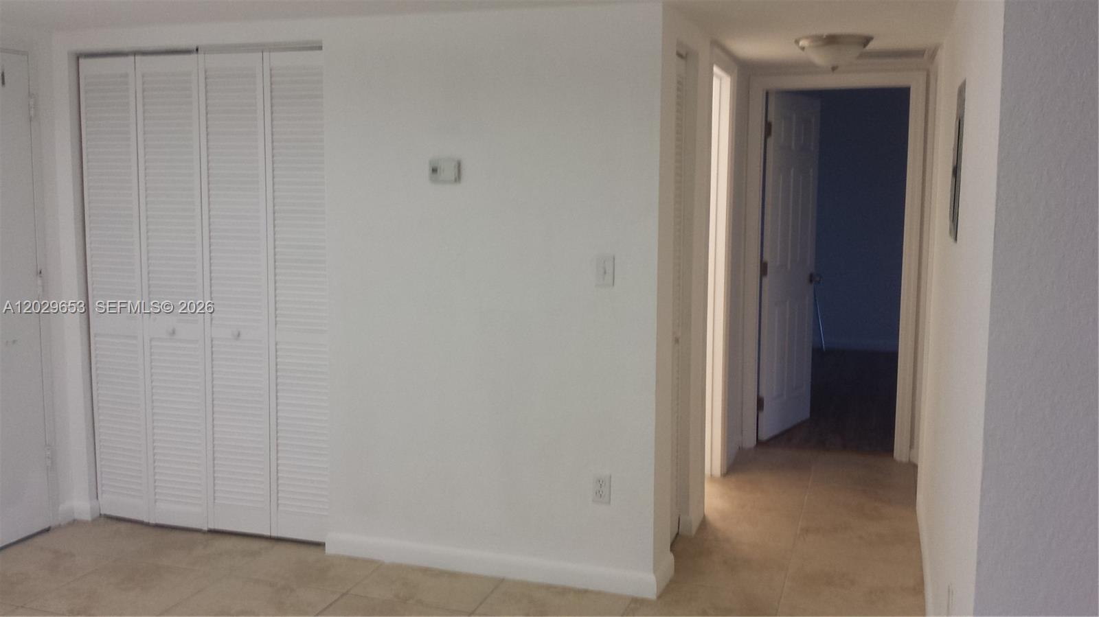 DADELAND CAPRI CONDO - Residential