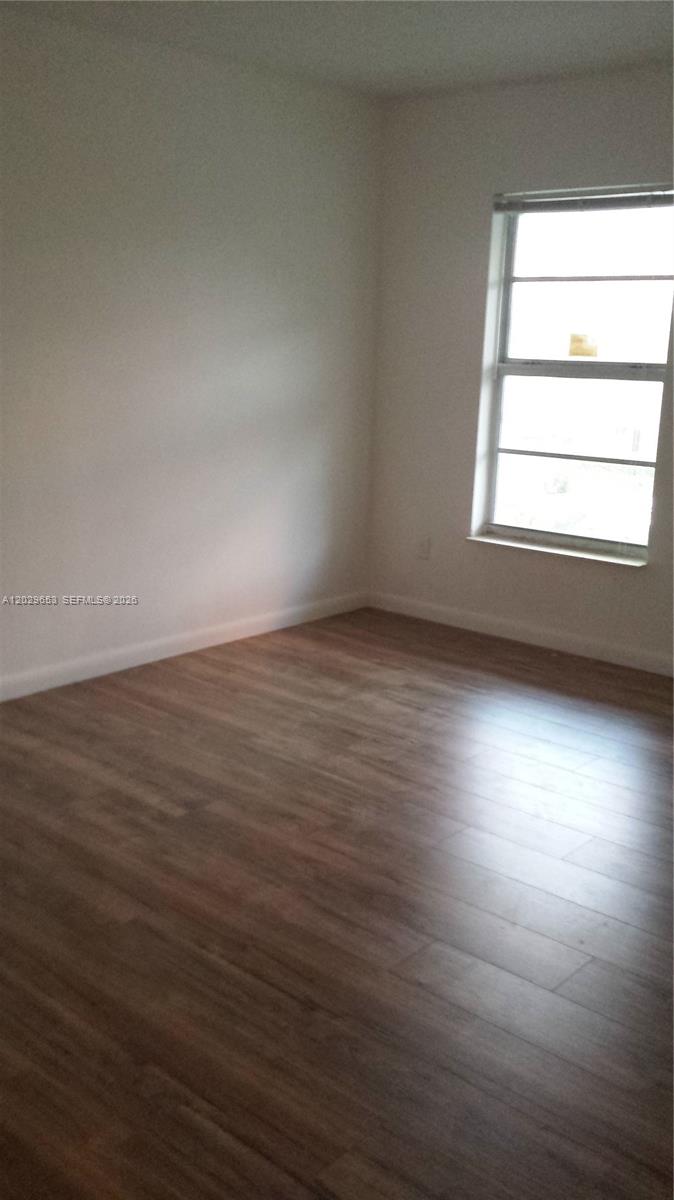 DADELAND CAPRI CONDO - Residential