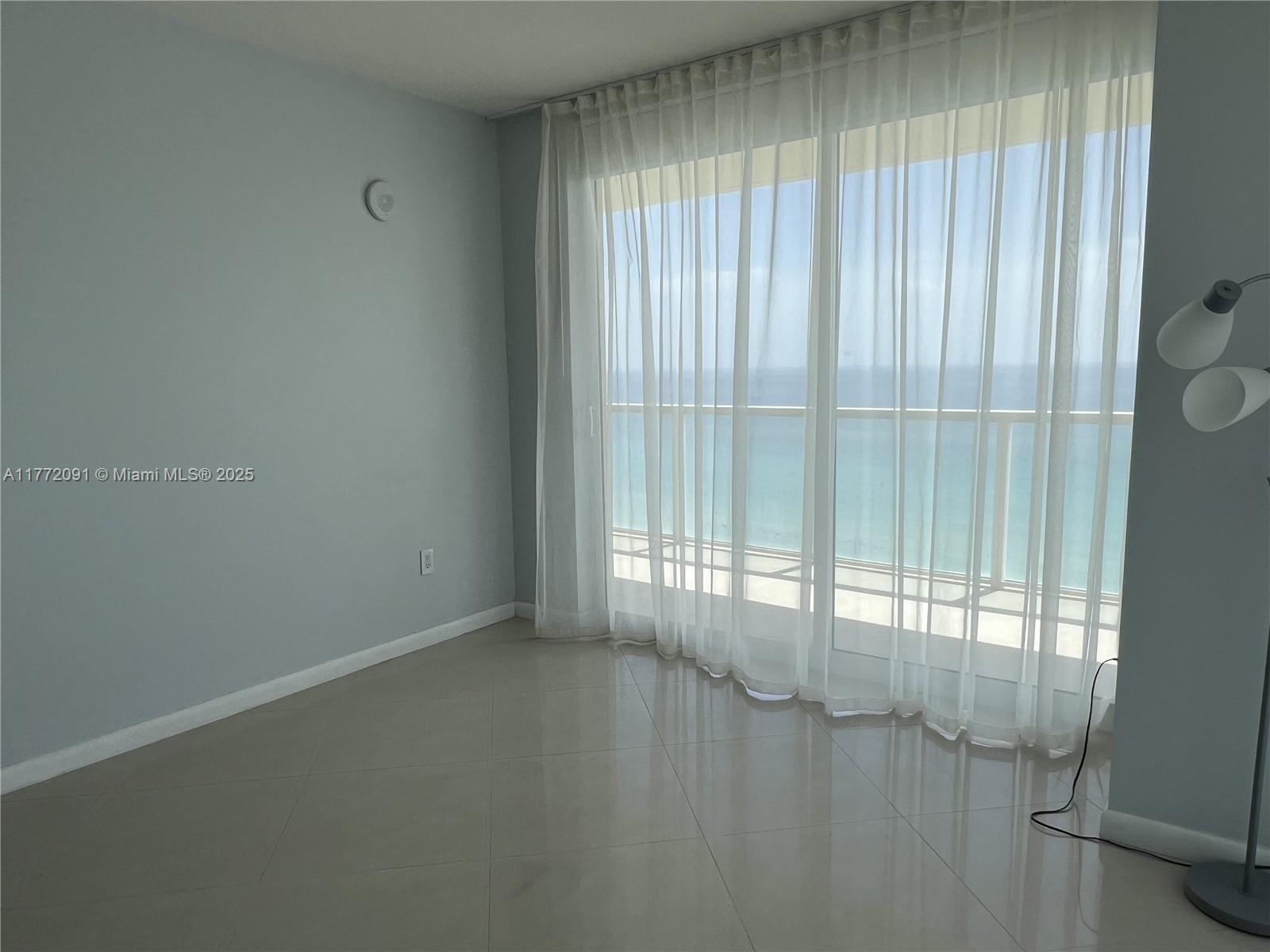 LA PERLA CONDO - Residential