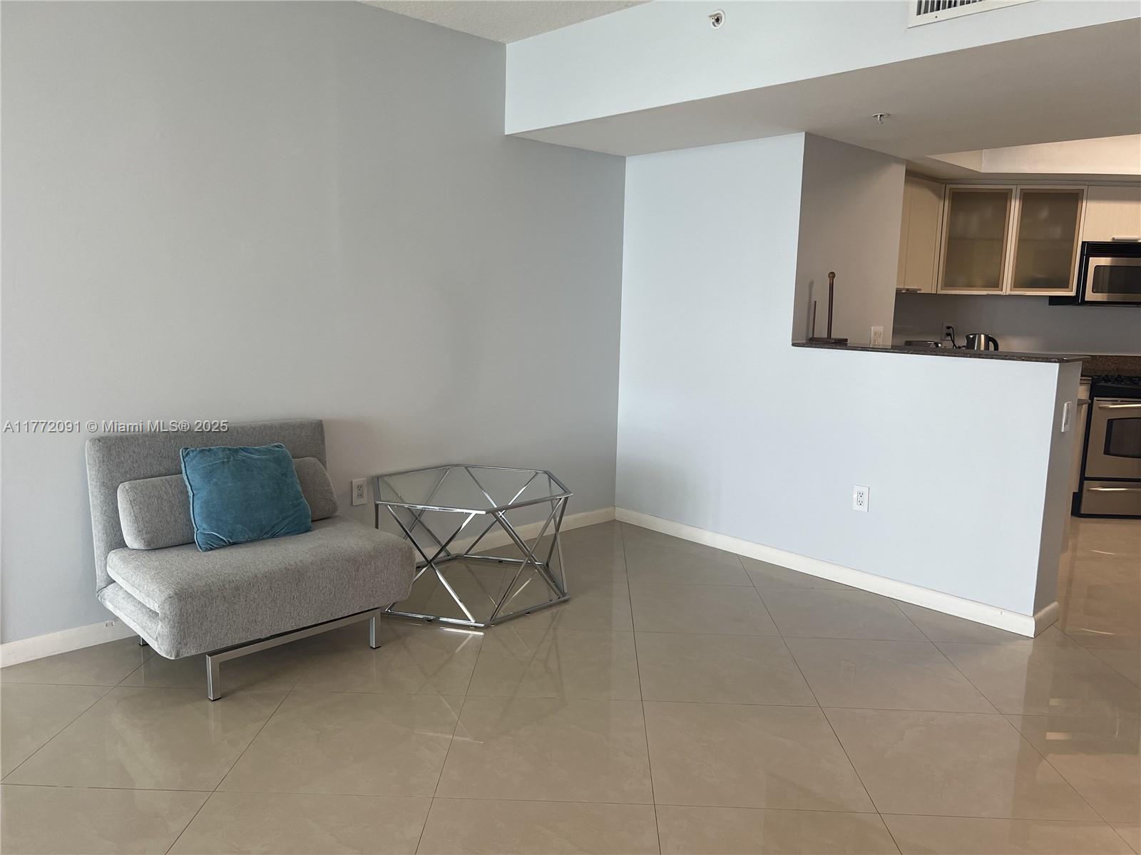 LA PERLA CONDO - Residential