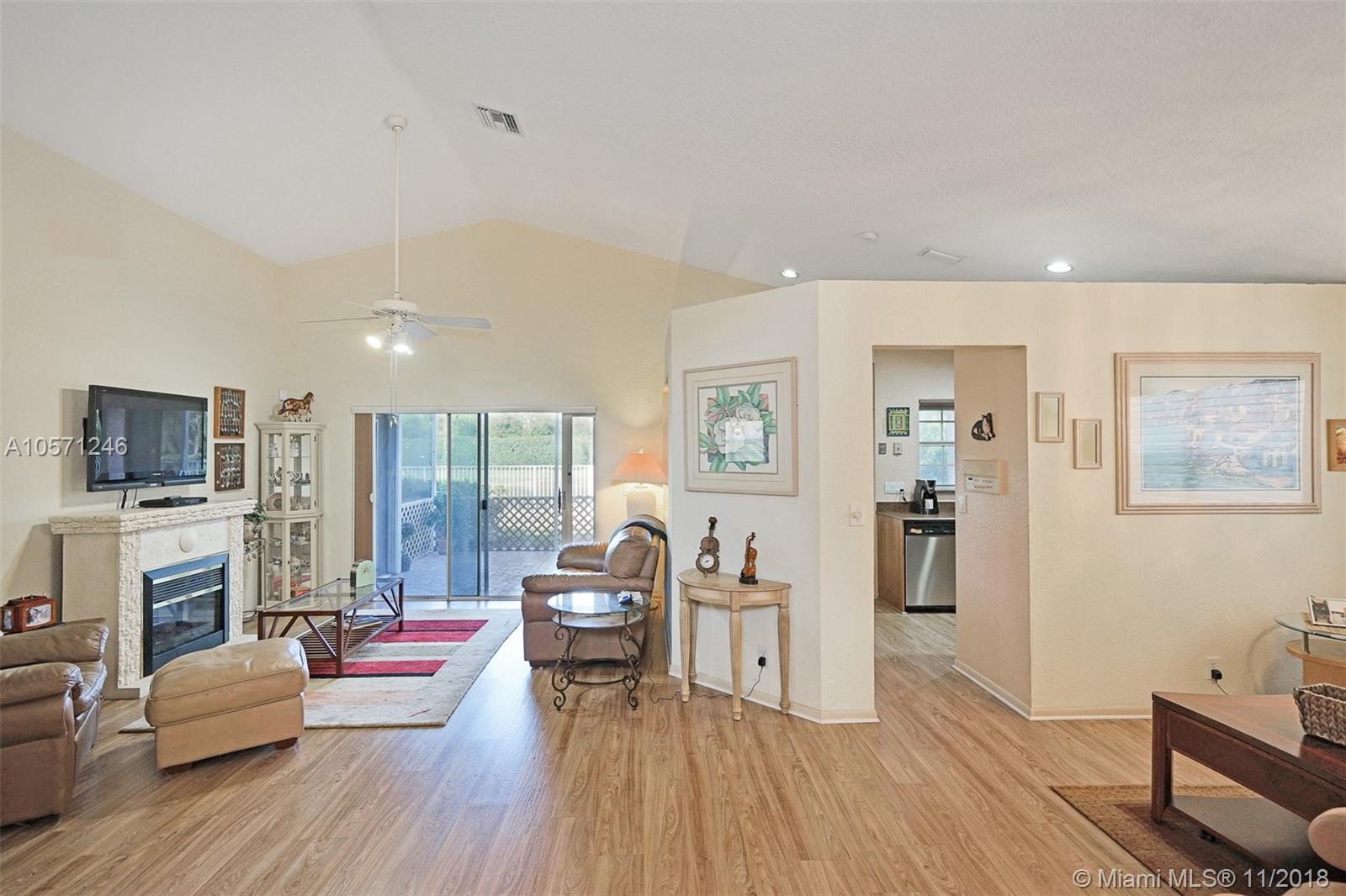 BERMUDA SPRINGS - Residential