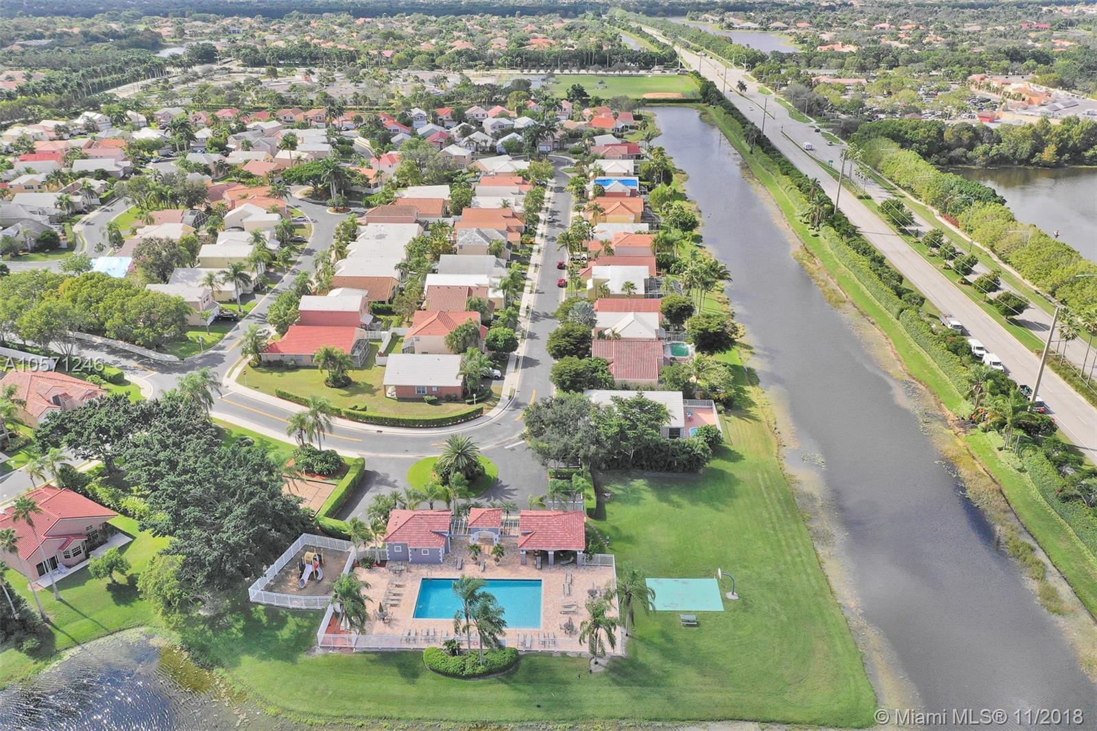 BERMUDA SPRINGS - Residential