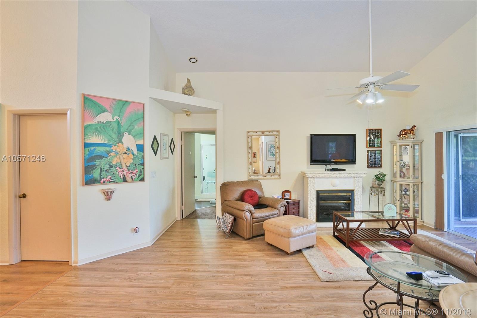 BERMUDA SPRINGS - Residential