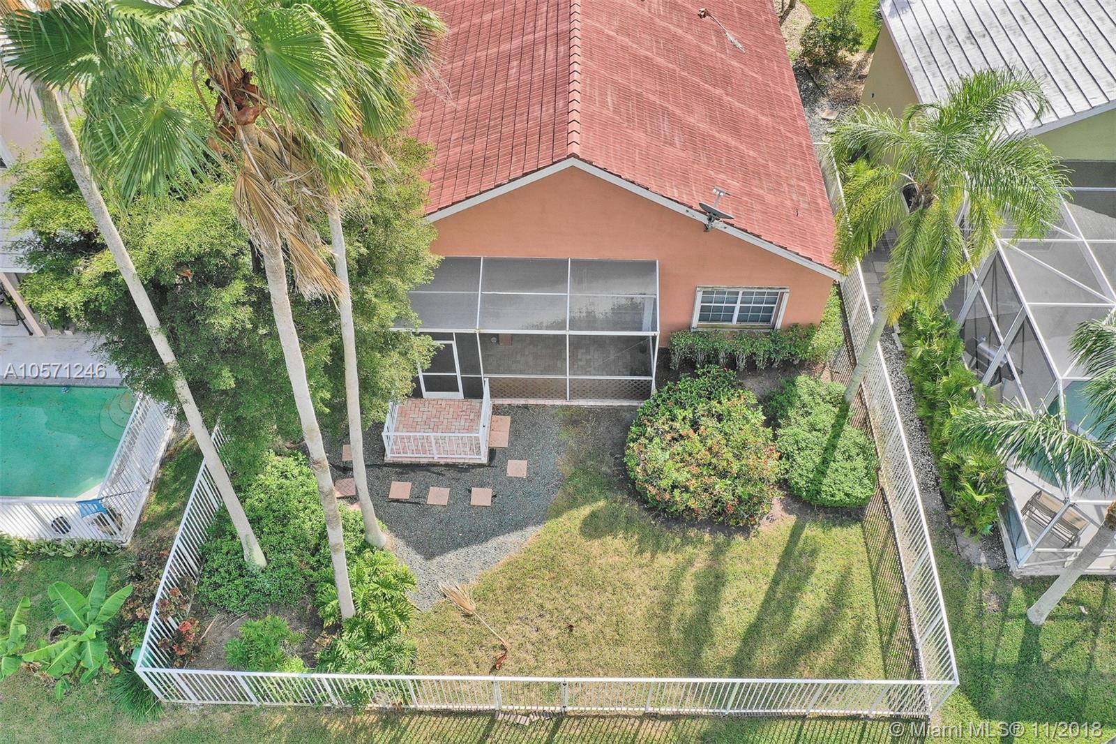 BERMUDA SPRINGS - Residential