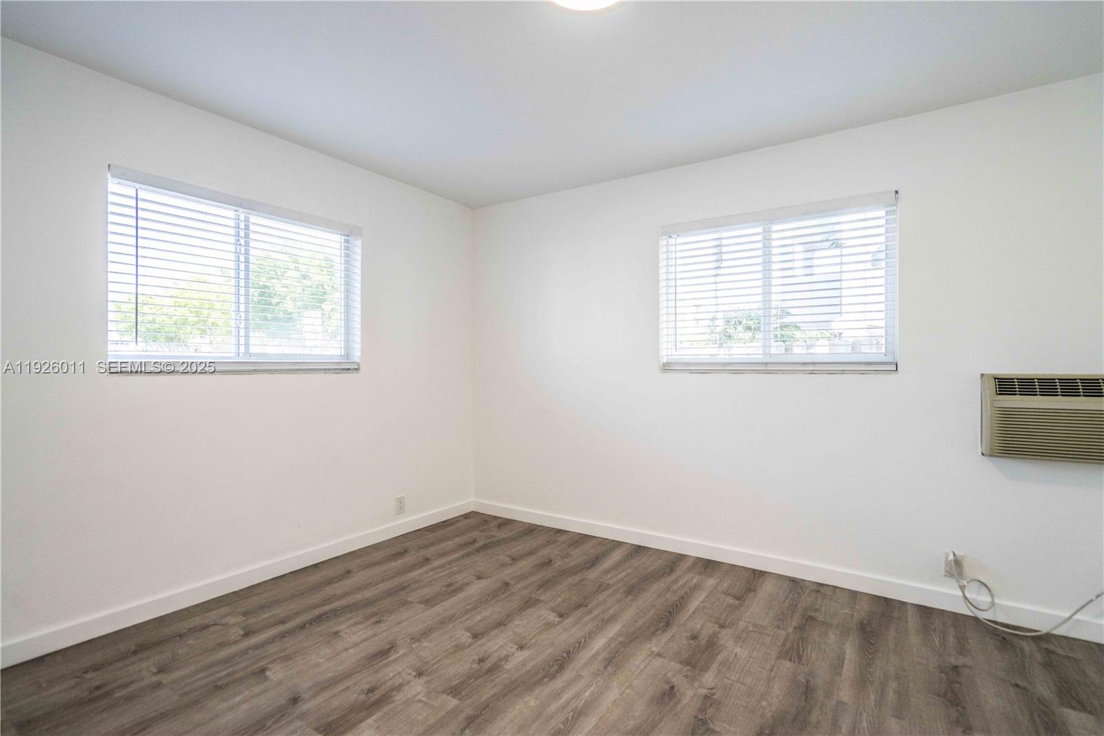 TREASURE IS 1ST ADDN PORT - Residential Lease