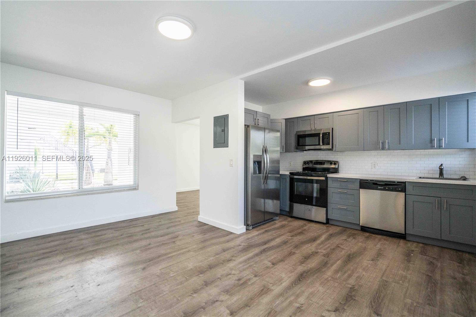 TREASURE IS 1ST ADDN PORT - Residential Lease