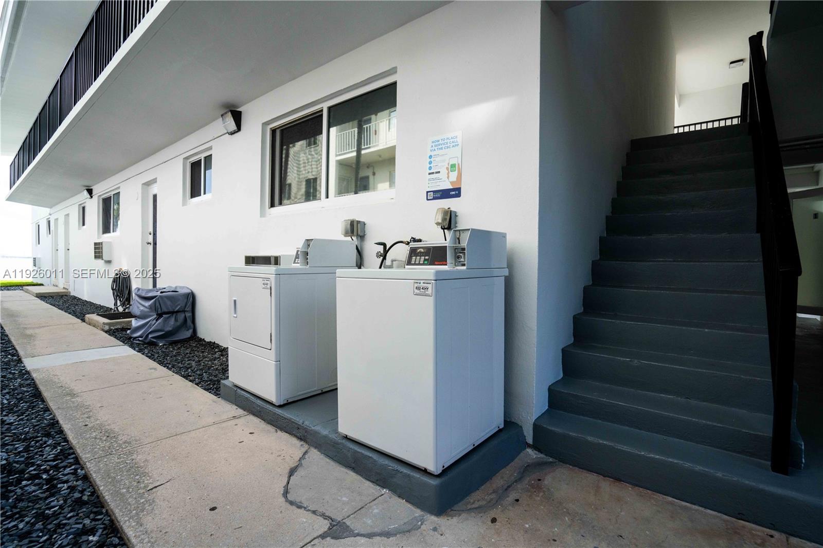 TREASURE IS 1ST ADDN PORT - Residential Lease