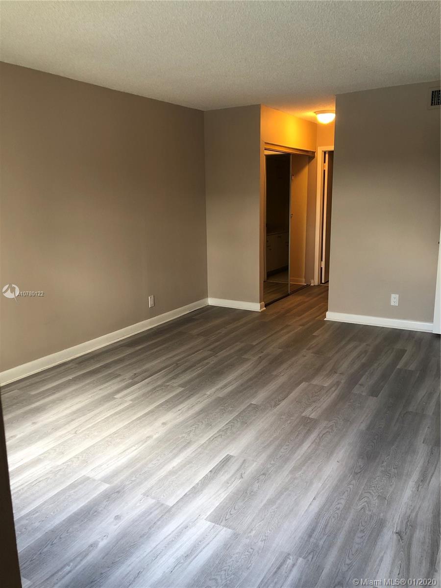 RACQUET CLUB 9 AT BONAVEN - Residential Lease