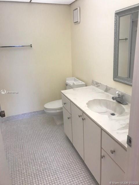 RACQUET CLUB 9 AT BONAVEN - Residential Lease