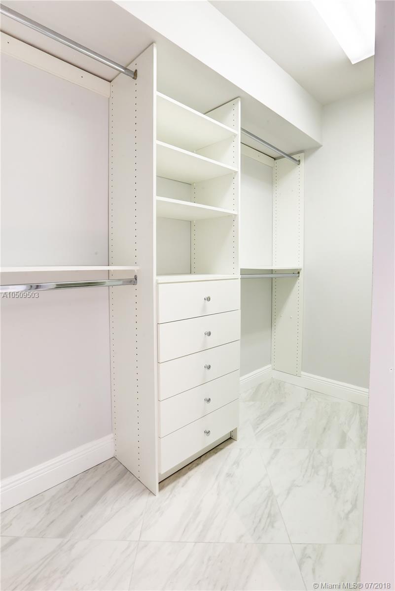 IVANHOE EAST AT CENTURY V - Residential