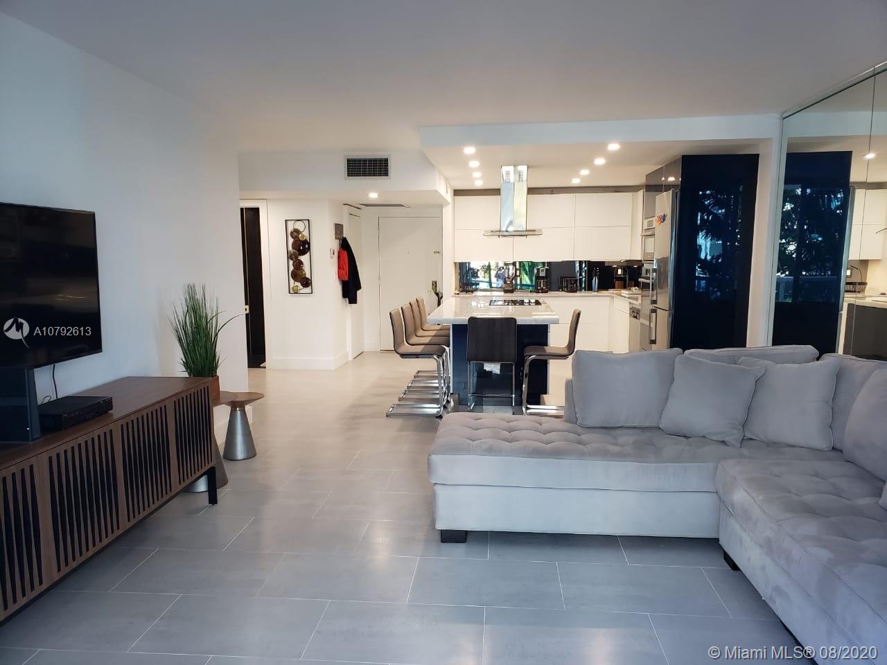 Roney Palace - Residential Lease