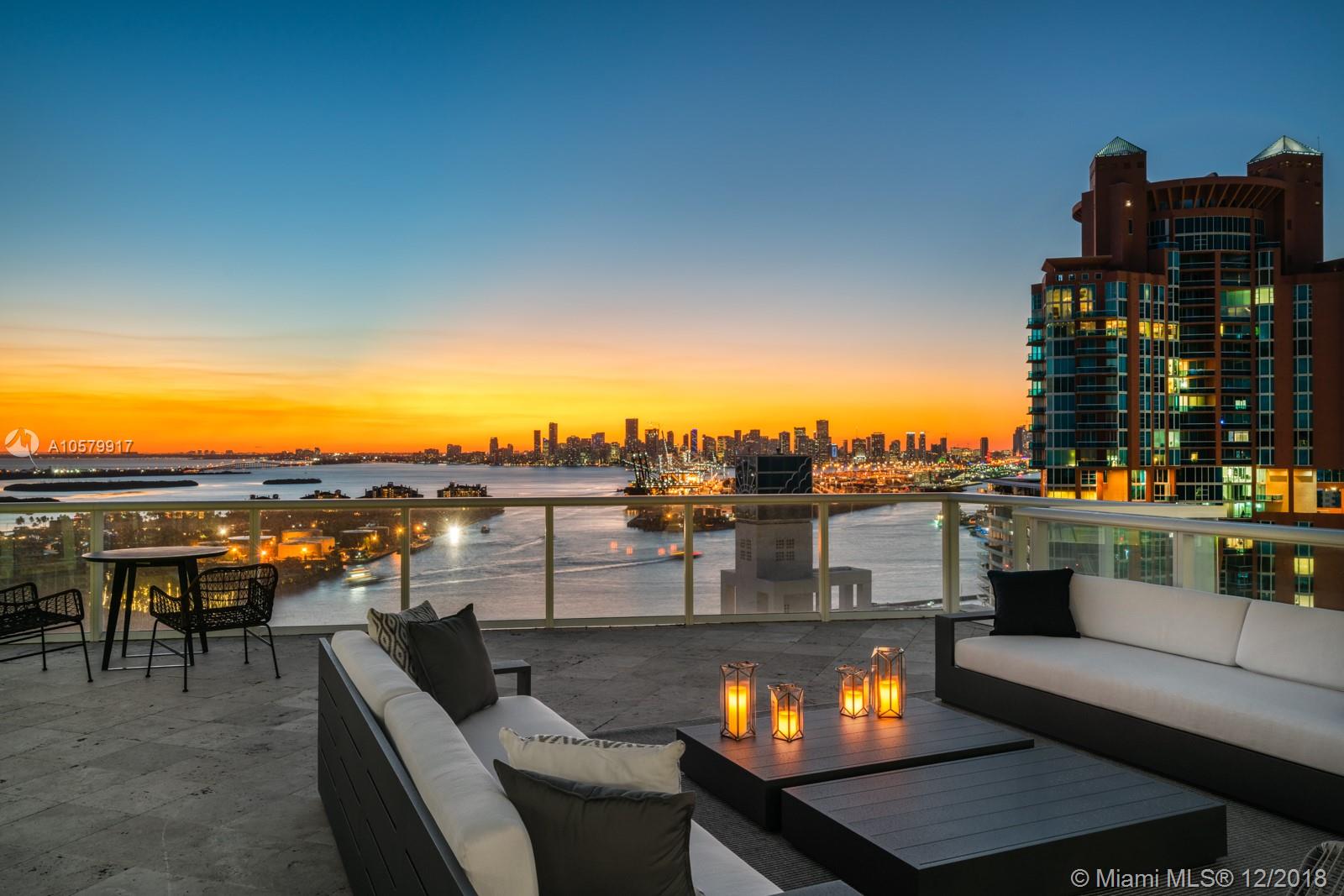 CONTINUUM ON SOUTH BEACH - Residential