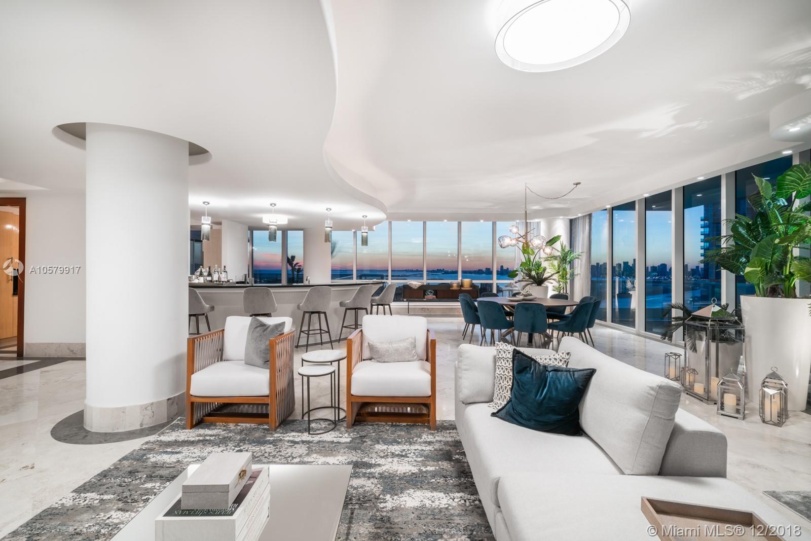 CONTINUUM ON SOUTH BEACH - Residential