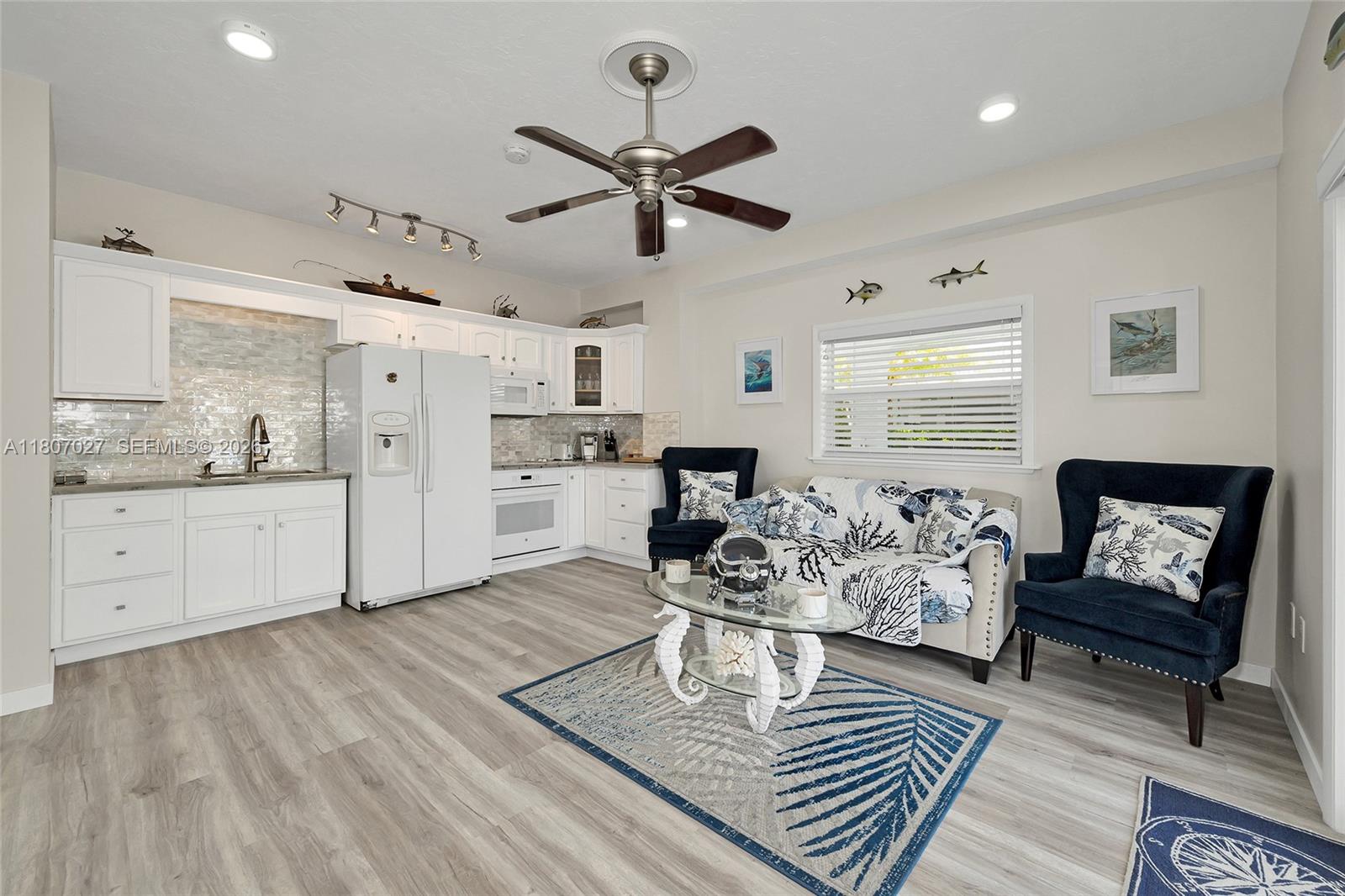 PORT ANTIGUA PLAT NO 1 - Residential