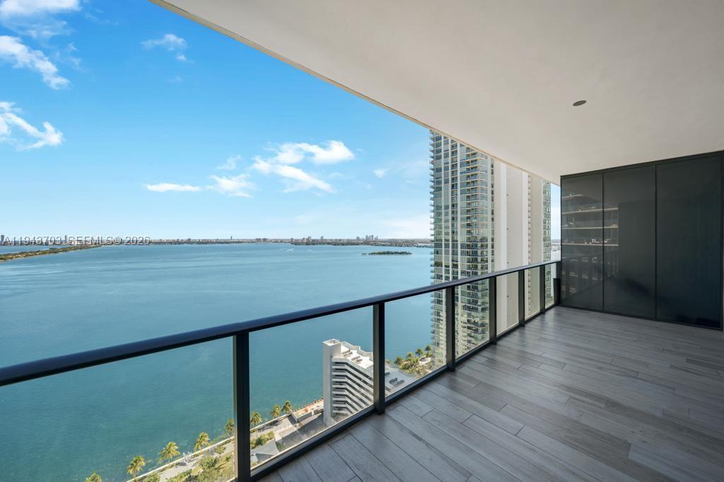 GRAN PARAISO CONDO - Residential Lease