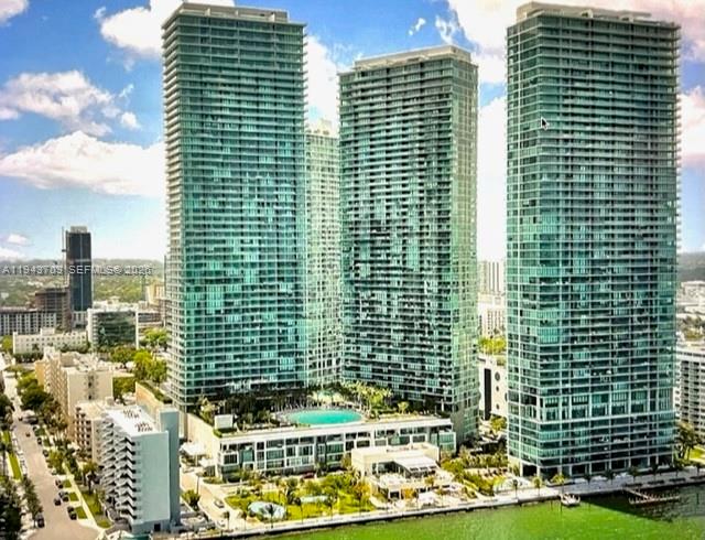 GRAN PARAISO CONDO - Residential Lease