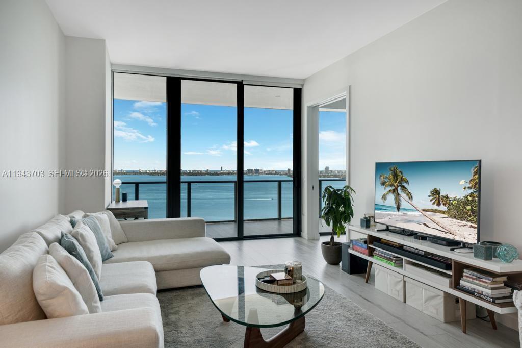 GRAN PARAISO CONDO - Residential Lease